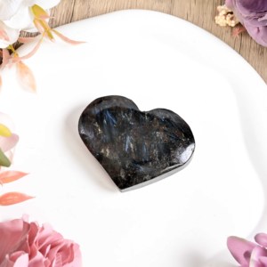 Cœur en cristal naturel poli en gros, pierre de palmier sculptée, pierre de feu d'artifice en forme de cœur pour cadeau - Product Image 4