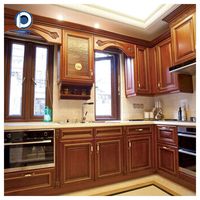 Armoires de cuisine en bois au design moderne avec finition mélamine imperméable, aspect bois, pour cuisines familiales contemporaines