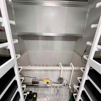 Conteneur de production d'aliments pour bétail de 20 et 40 pieds, personnalisé, avec système hydroponique automatique pour une croissance rapide de l'orge et de l'herbe de blé