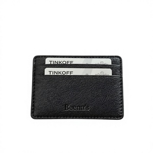 ซองใส่พาสปอร์ตแบบมินิมอล บีน่า ทำจากหนังไมโครไฟเบอร์ พร้อมช่องใส่บัตรเครดิต ดีไซน์บางเฉียบ สีดำ - Product Image 1