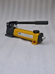 High-Quality Hydraulic <b>Manual</b> <b>Pump</b> Kit for Hydraulic Tools vp-142 Including hydraulic hose and pressure gauge equals enerpac - Product Image 6