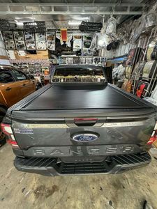 Couverture de coffre arrière rétractable de style enroulable pour Ford Ranger <span class=keywords><strong>2023</strong></span> et plus, en aluminium rigide, accessoires automobiles - Product Image 3