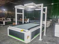 Mesin Pemotong Tekstil Otomatis Big Scan Field dengan Kamera CCD dan Laser CO2 untuk Pemotongan dan Pengukiran Kain - Harga