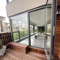 Casa Rural Autoconstruida, Moderna y Minimalista, Insonorizada, con Sistema de Puente Térmico de Aluminio, Ventanas y Puertas de Piso a Techo, para Uso Doméstico
