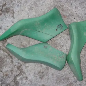 משמש HDPE (פלסטיק) נעל האחרונה ב גדול שקיות (לנעל קבלת)