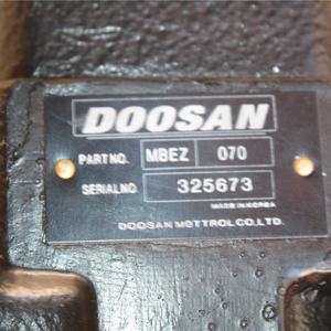 Motor de Desplazamiento Final para Excavadora Doosan Dx300, Suministro de Fábrica Belparts, 401-00439C - Product Image 5