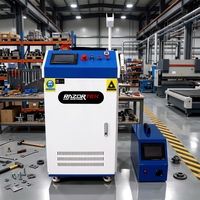 RAZORTEK Nouvelle machine de soudage laser à fibre portative automatique 4-en-1 6000W avec système de refroidissement par eau industriel et contrôle RAYCUS