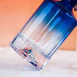 Bouteilles en verre revêtues personnalisées de différentes couleurs pour les spiritueux Vodka <span class=keywords><strong>Whisky</strong></span> Tequila & Brandy <span class=keywords><strong>Cork</strong></span> Sealing - Product Image 3