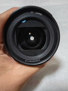 เลนส์มือสองราคาถูก Canon EF 20-35mm f/3.5-4.5 USM สำหรับถ่ายภาพบุคคล เลนส์กล้องฟูลเฟรม - Product Image 3