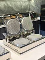 Machine à faire des cornets de crème glacée, cadre en acier inoxydable commercial, plaque en aluminium de qualité alimentaire, machine à faire des cornets d'œufs