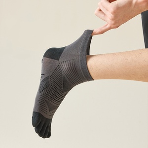 <span class=keywords><strong>Chaussettes</strong></span> respirantes à cinq doigts pour hommes, en coton, confortables pour le quotidien, vente en gros - Product Image 3
