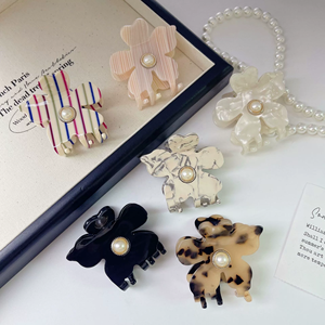 Pinzas de Pelo de Acetato con Diseño Geométrico y Flores de Perlas para Mujer, Accesorios para el Cabello de Uso Diario, Venta al por Mayor - Product Image 1