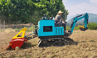 Excavatrice sur chenilles portée, motoculteur rotatif, moteur Huichai, machine multifonctionnelle pour la gestion des champs, le labourage et la fertilisation ICLES