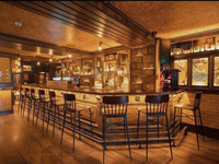 Mobilier de discothèque, salon, pub, bar, club de strip-tease, chaises, banquettes, canapés pour café, boutique, restaurant vintage.