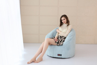 Conception moderne d'intérieur à la mode contemporaine de chaise de pouf de forme de citrouille