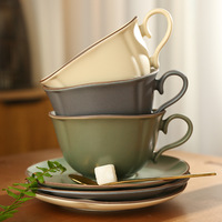 Ensemble Tasse et Soucoupe en Céramique Luxe Léger 280ml, Personnalisable avec Logo, Compatible Lave-Vaisselle/Micro-ondes, pour Cappuccino et Latte, Usage Domestique, Vente en Gros