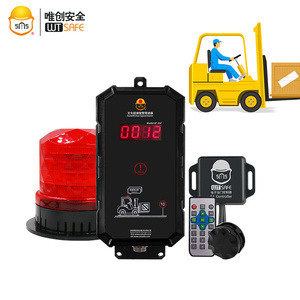 חיישן מהירות אלחוטי WTSAFE למלגזה עם אזעקת מהירות מופרזת, נורות אזהרה, תצוגת מהירות, עמידות למים IP65, תזכורת רוורס - Product Image 1