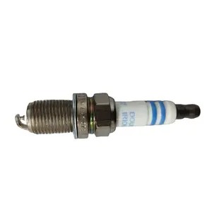 Weichai Engine Parts Diesel Engine Truck Spark Plug 1000450457