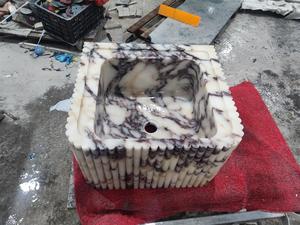 Lavabo en marbre Calacatta Viola <span class=keywords><strong>de</strong></span> luxe <span class=keywords><strong>haut</strong></span> <span class=keywords><strong>de</strong></span> <span class=keywords><strong>gamme</strong></span>, <span class=keywords><strong>design</strong></span> moderne, lavabo cannelé, salle <span class=keywords><strong>de</strong></span> bain, pierre naturelle, lavabo mural - Product Image 4