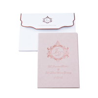 Livre d'invitation de mariage rose blush romantique à couverture rigide, invitation personnalisée avec pochette en velours, carte RSVP et enveloppe en velours