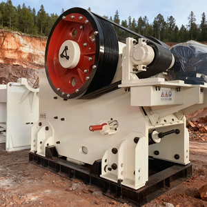 Concasseur à mâchoires de style européen à haut rendement et faible consommation d'énergie pour l'extraction de pierre et de sable, avec moteur à courant alternatif à engrenages et roulement, capacité maximale de 350 t/h - Product Image 4