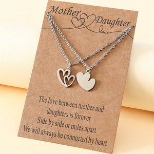 Collar Personalizado <span class=keywords><strong>de</strong></span> Acero Inoxidable con Doble Corazón Hueco para el Día <span class=keywords><strong>de</strong></span> la Madre, Cadena <span class=keywords><strong>de</strong></span> Clavícula para Padres e Hijos - Product Image 1