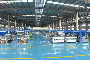 เครื่องบรรจุภัณฑ์สูญญากาศแบบอัตโนมัติ Elemotion สำหรับบรรจุขาไก่ปรุงสำเร็จ ขา<span class=keywords><strong>หมู</strong></span>ตุ๋น ของว่างรสเผ็ดมังสวิรัติ - Product Image 5