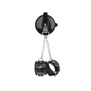 Lederen Seks Handboeien Met Zuignappen Sterke Badkamer <span class=keywords><strong>Bondage</strong></span> Handboeien Polsbandjes Dames Armband Paar Sexy Speelgoed - Product Image 2