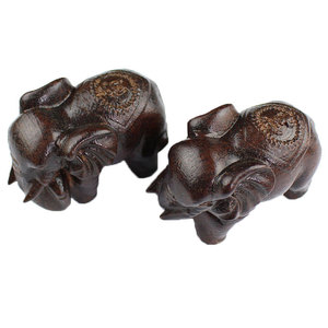 Vietnamese Agarwood <b>Elephant</b> Figurine Hand-held Tabletop Ornament Greywood Carving Small Animal Sculpture - Product Image 5