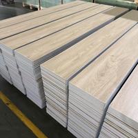 4-8mm Umweltfreundlicher SPC-Bodenbelag Click-Lock Wasserdicht Hochbelastbar Luxus-Vinylplanken für Hotel- und Einzelhandelsprojekte