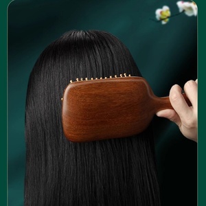 Cepillo de pelo de sándalo natural ecológico Cepillo de enredo de madera real <span class=keywords><strong>para</strong></span> masaje del cuero cabelludo y peine de meridianos - Product Image 5