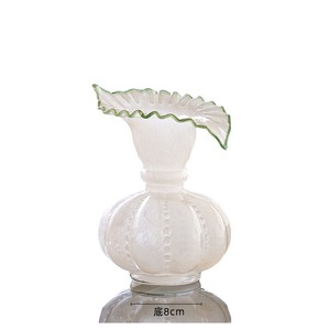<span class=keywords><strong>Vaso</strong></span> <span class=keywords><strong>in</strong></span> Vetro Vintage con Bordo Ondulato Bianco e Finitura Verde a Forma <span class=keywords><strong>di</strong></span> <span class=keywords><strong>Zucca</strong></span> per <span class=keywords><strong>Fiori</strong></span> - Product Image 6