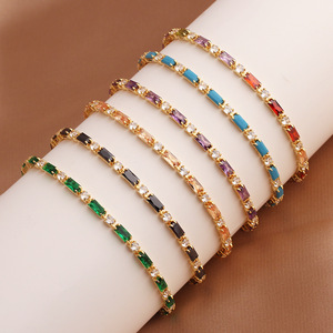 <span class=keywords><strong>Collier</strong></span> <span class=keywords><strong>ras</strong></span> du <span class=keywords><strong>cou</strong></span> et bracelet <span class=keywords><strong>de</strong></span> luxe en zircon cubique taille baguette étincelant, ton or, multicolore, avec chaînes fines en CZ - Product Image 4