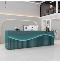 Comptoir de réception moderne en bois pour salon de beauté, spa, hôtel et bar - Comptoir de caisse personnalisable en surface solide avec design durable