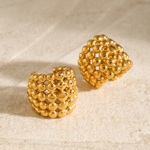 <b>Clip</b>-on Earrings Gold Ball Honeycomb Geometric Design Party Fashion Jewelry - Product Image 2