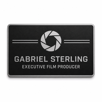 Épingles de revers OEM personnalisées avec logo, en laiton gravé au laser, avec fermeture magnétique pour le personnel d'hôtel, les événements professionnels et les conférences