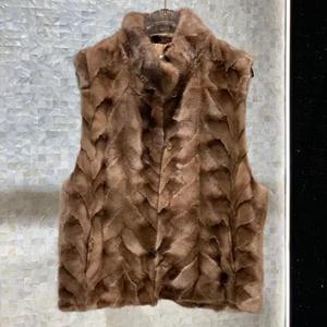 Gilet di Lusso in Vera Pelliccia di <span class=keywords><strong>Visone</strong></span> con Collo Alto, Patchwork, Marrone, Caldo, Senza Maniche, per Donna - Product Image 1