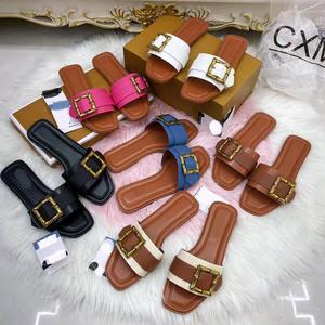 2025 moda africana moda donna <span class=keywords><strong>sandali</strong></span> bassi e per pantofole nuova collezione PM per la stagione estiva - Product Image 1