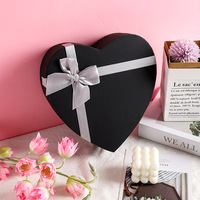 Hartvormige cadeaudoos met satijnen strik, stevige papieren dekselverpakking voor Valentijnsdag, verjaardagssieraden, chocolade