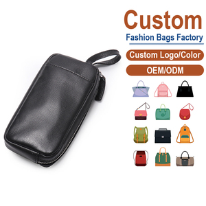 Pochette en cuir grainé noir pour homme avec bracelet de poignet |   Fabrication sur mesure OEM/ODM pour les marques professionnelles et de soirée - Product Image 1