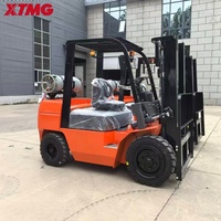 Chariot élévateur à essence GPL XTMG 3,5t avec une capacité de manutention stable pour la logistique de production en usine et le déplacement de charges lourdes