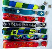 Bracelets promotionnels personnalisés en satin doux écologique tissé de 15 mm avec logo imprimé pour festivals, concerts, fêtes et événements