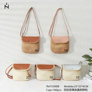 Borsa a Tracolla in Finta Rafia 25x25x6cm, Borsa da Donna Stile Estivo - Product Image 3