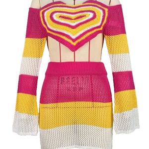 Viviblook Z418ST10 Moda ahuecada Top de punto Mini falda de cintura alta Conjunto de dos piezas Conjuntos de ropa para niñas - Product Image 2