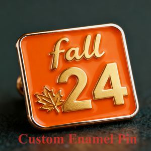 Spilla Personalizzata in Smalto Morbido del Produttore, Distintivo Fall 24 Aka Sorority - Product Image 1