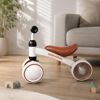 Vélo d'équilibre moderne à 4 roues pour enfants, trotteur ergonomique sans pédales, jouet d'apprentissage pour le développement précoce, coffret cadeau