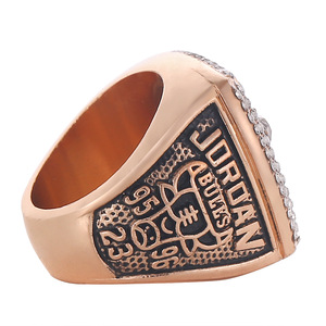 N BA 1996 <span class=keywords><strong>Bulls</strong></span> <span class=keywords><strong>Chicago</strong></span> <span class=keywords><strong>Jordan</strong></span> Championship Ring Hombres Corte Diamante Forma Joyería Boda Aniversario Regalo Transfronterizo al por mayor - Product Image 5
