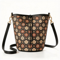Nouveau Sac à Bandoulière Rétro en PU pour Femme 2026, Couleur Bonbon, Petit et Élégant, Sac Seau Diagonal Portable de Haute Qualité