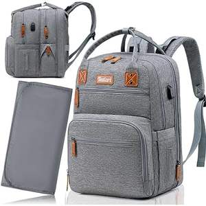 Muestra Gratuita de 200 Piezas de Bolsa de Pañales de Viaje Grande y Moderna con Logotipo Personalizado, Mochila con Cambiador y Correas para Cochecito - Product Image 1