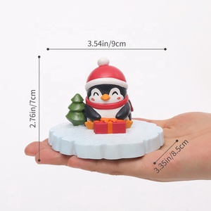 Schwimmende Cartoon-Pinguin-Figur auf Eisberg, selbstschwimmende Aquarium-Dekoration, Harzfigur für Teich, Wasserspiel, Pool, Geschenk - Product Image 2